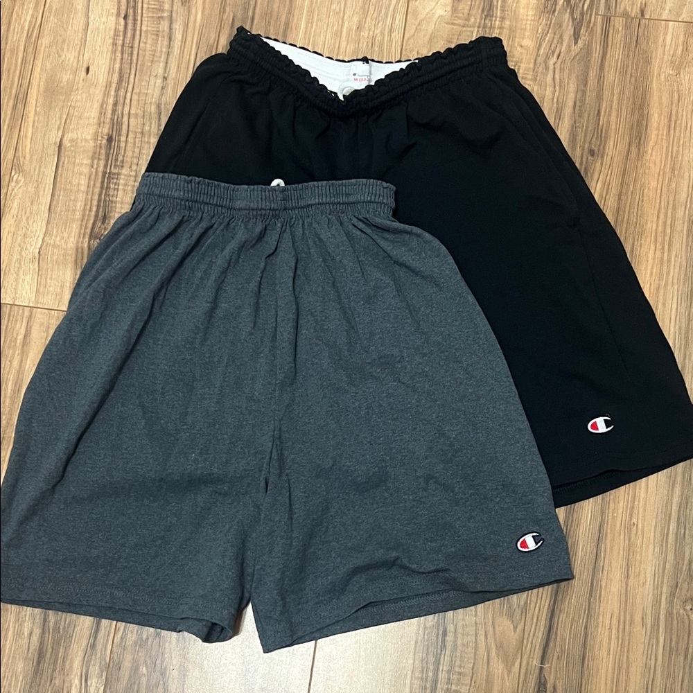 2 pack Vantage Champion Dual-Tone Shorts in Black and Gray Sz M